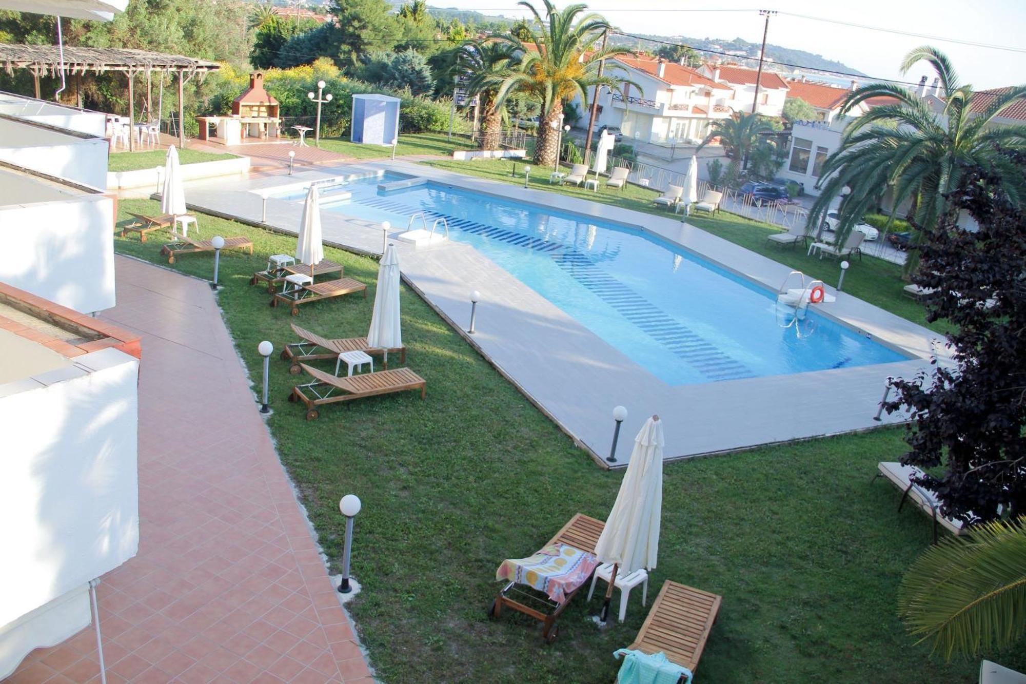 Hotel Idea Fourka Exterior photo