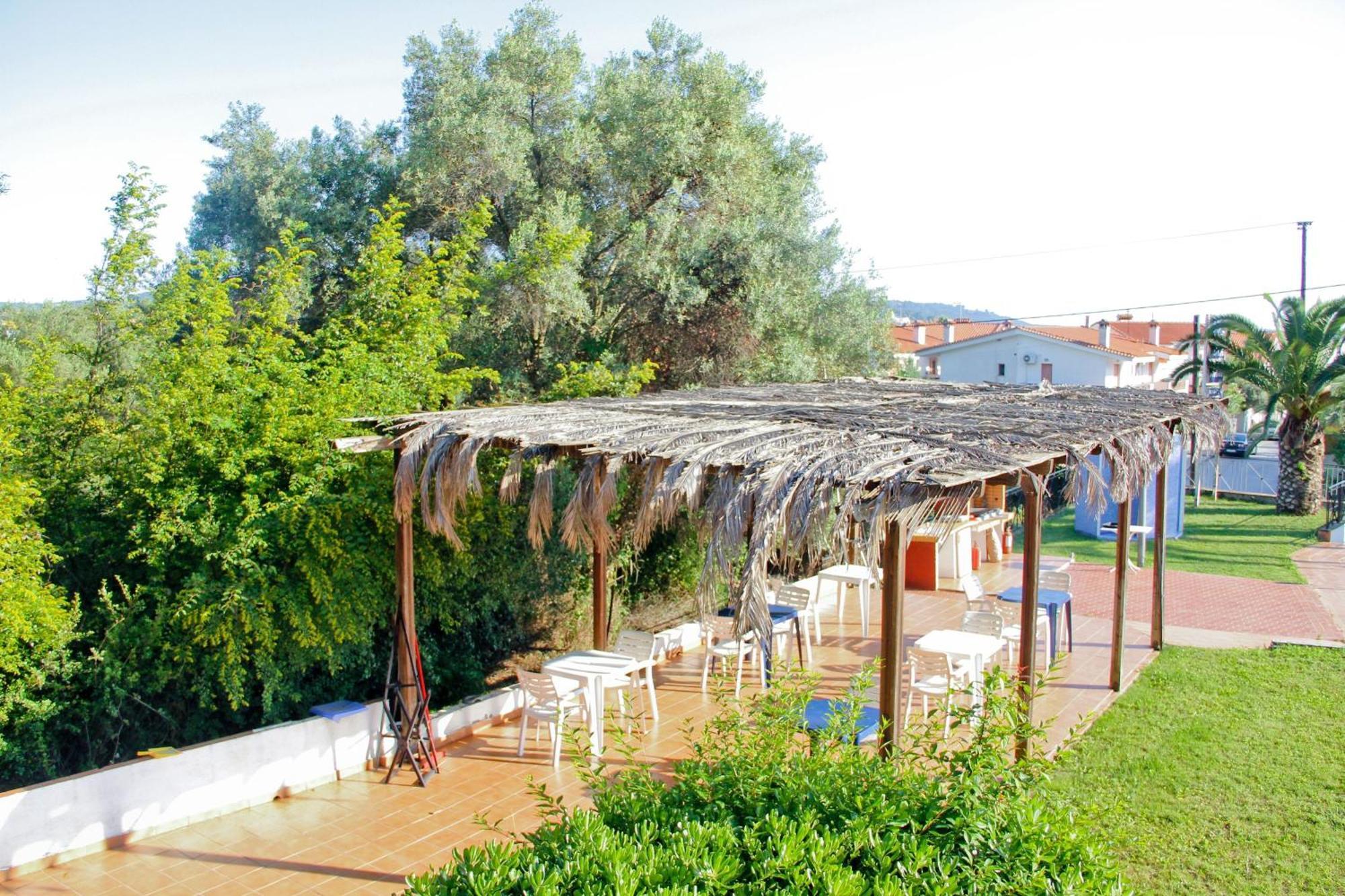 Hotel Idea Fourka Exterior photo