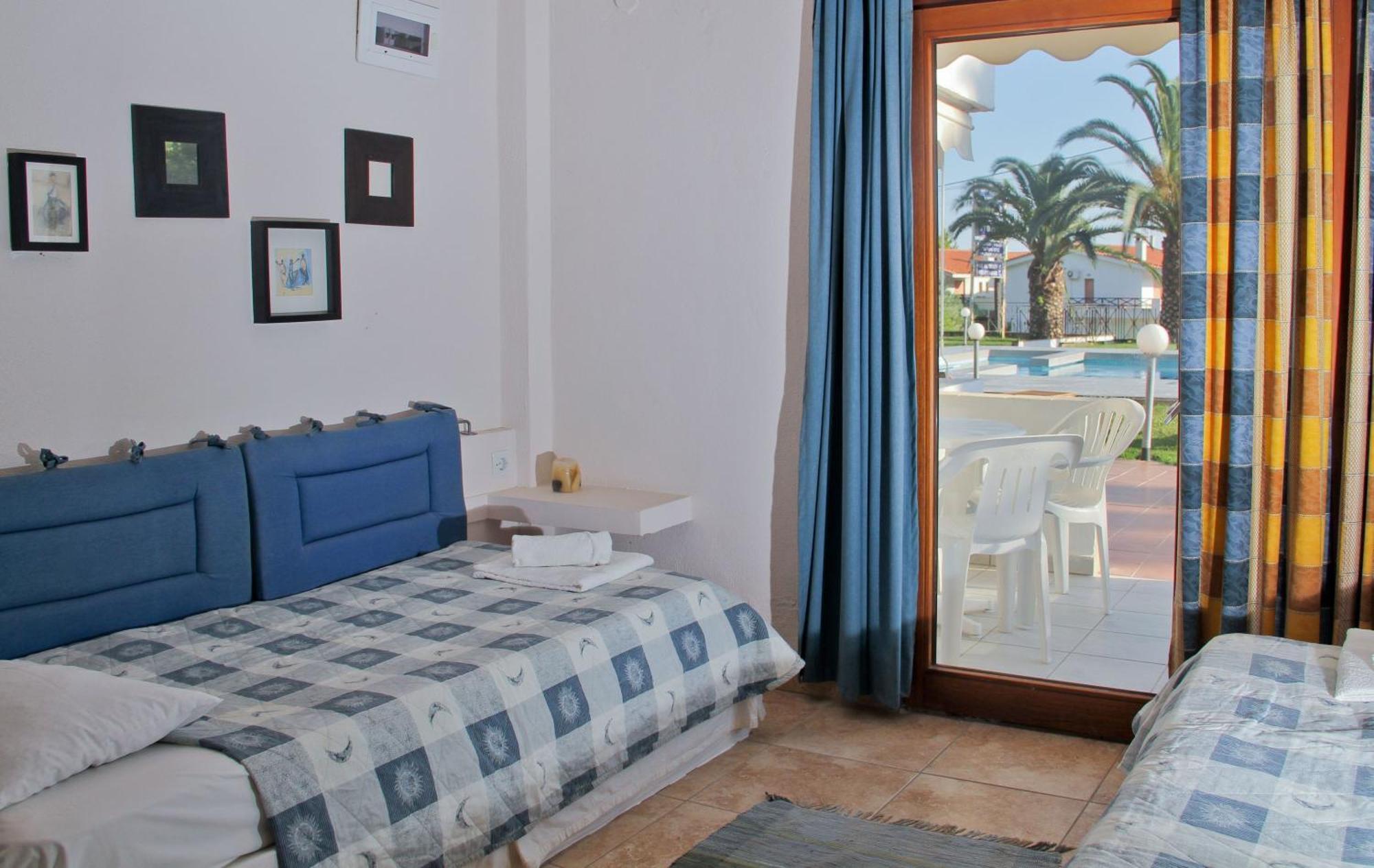 Hotel Idea Fourka Exterior photo